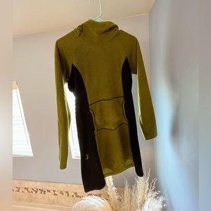 Melanzana hooded dress